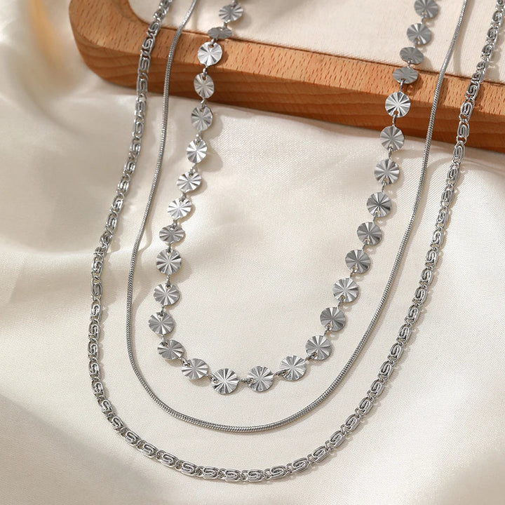 Colar Triplo Boêmio Delicado