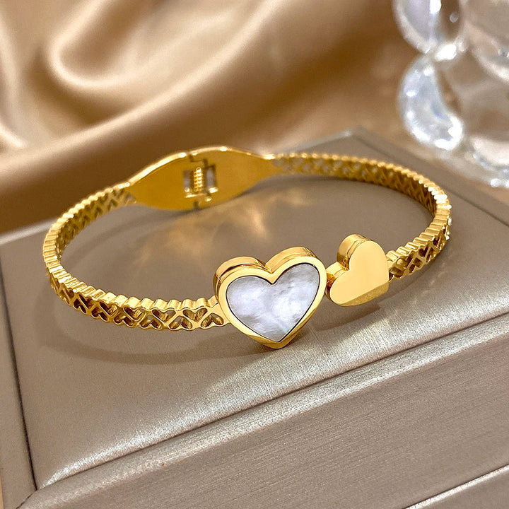 Pulseira Coração Duplo Resina Branca