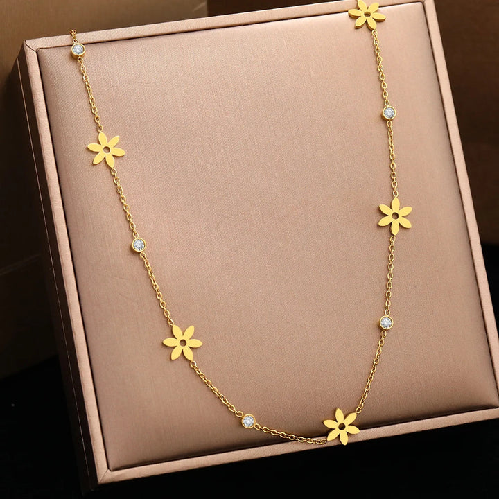 Colar Flores Com Zircônia