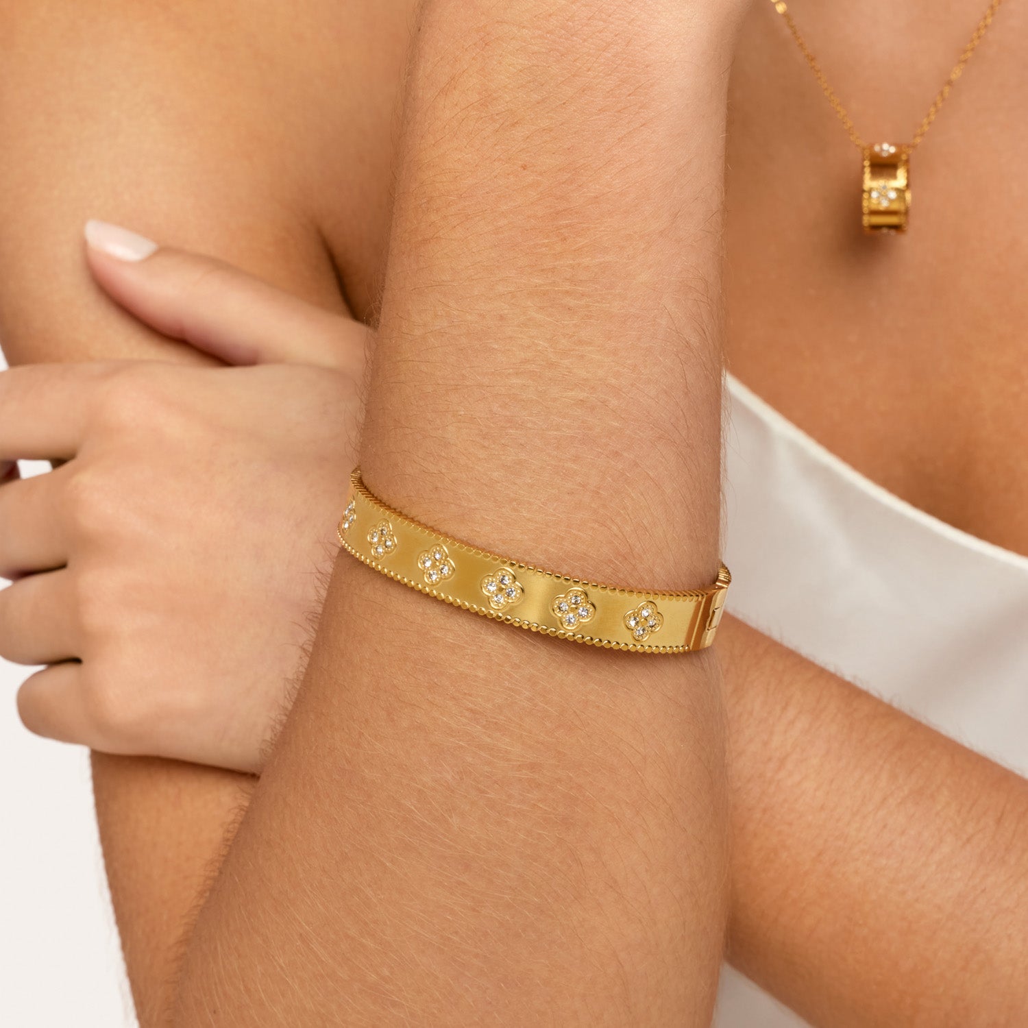 Bracelete Gênova Banhado em Ouro 18k