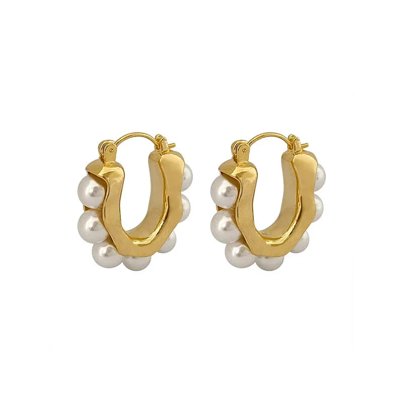 Brinco Argola com Pérolas