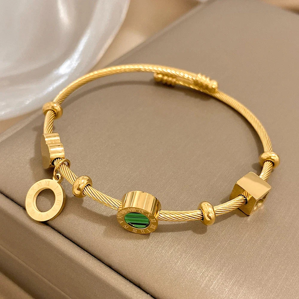 Pulseira Ajustável Romana